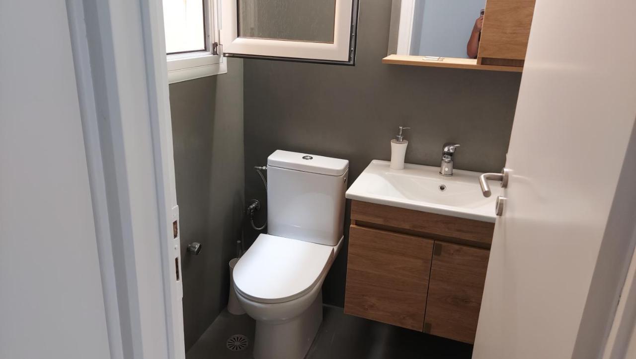 Poseidon Blue Apartment Artemida  Ngoại thất bức ảnh