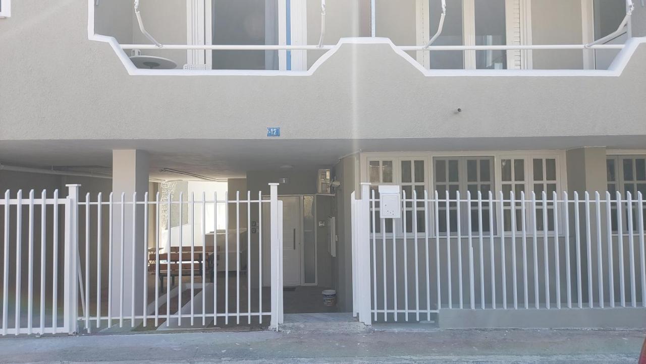 Poseidon Blue Apartment Artemida  Ngoại thất bức ảnh